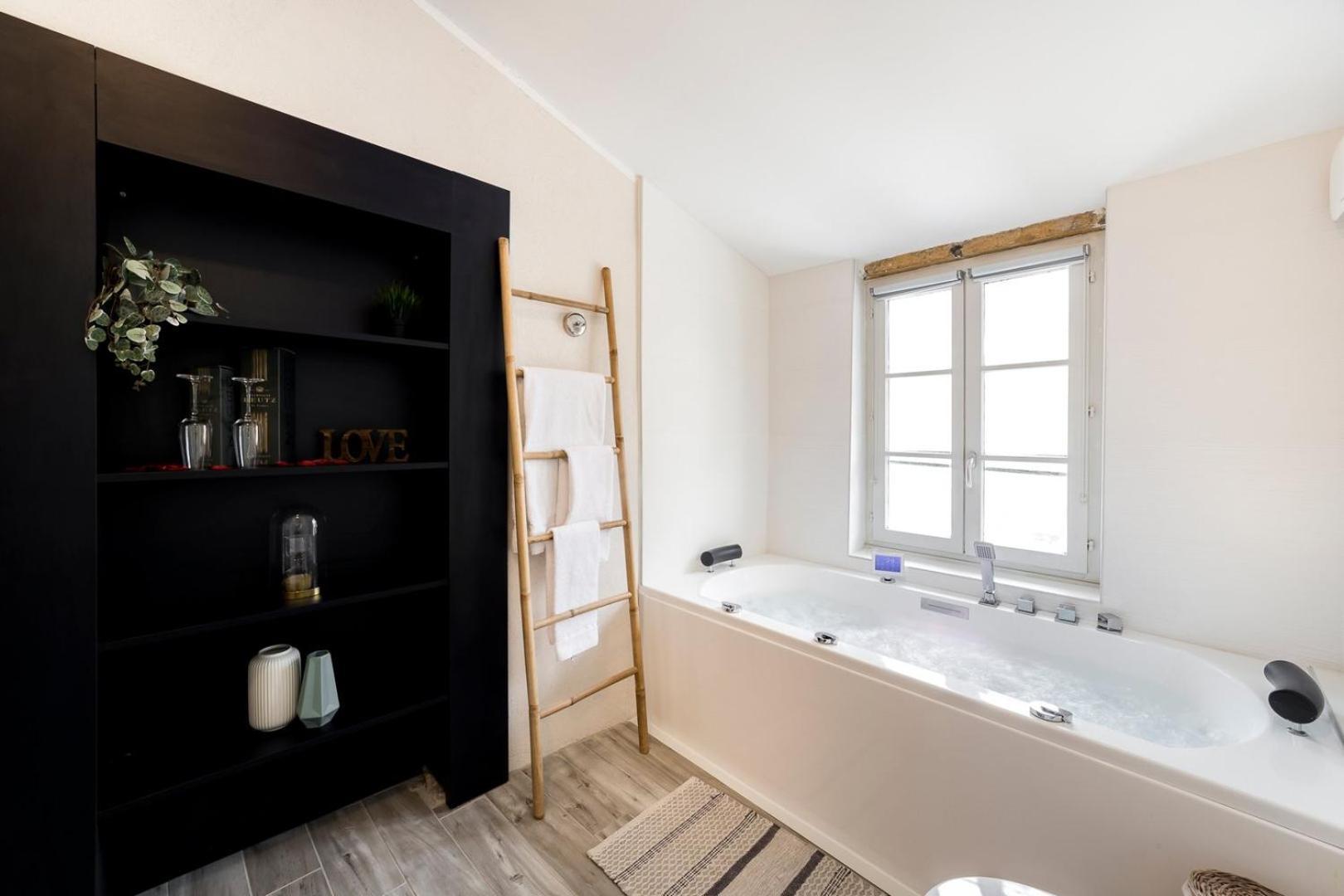 Sky'Room - Jacuzzi & Vue - Vieux Lyon Lião Exterior foto